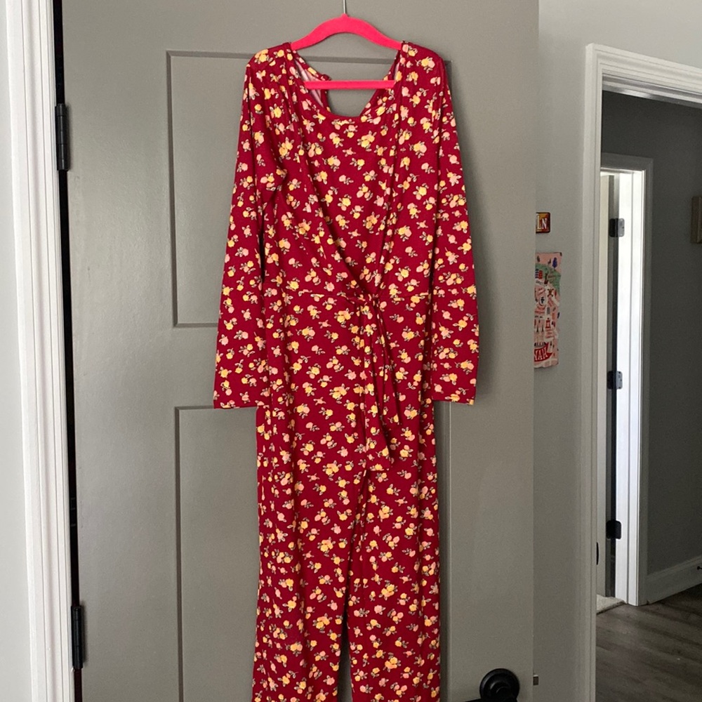 Like new floral jumpsuit